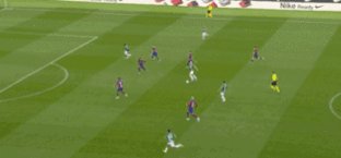 1699802924875011822.gif 【西甲】先18秒丢球,后莱万逆转,巴萨2-1阿拉维斯
