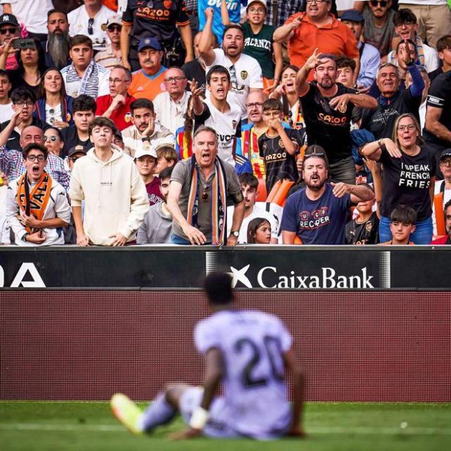 【夜读】詹姆斯下家赔率：76人尼克斯领跑