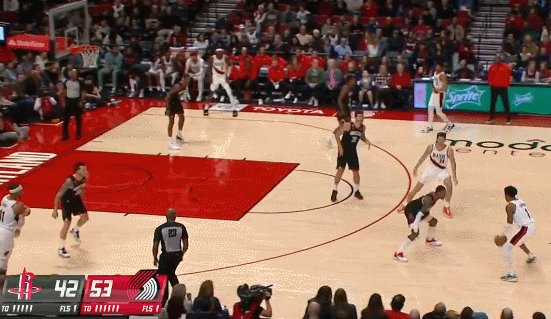 1667733828545092423.gif mk体育官网-【观察】大合同到手继续进步 小西蒙斯这块宝押对了