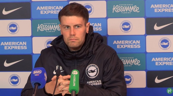 mk体育直播-布莱顿主帅：若踢阿森纳比其它比赛少踢10分钟，球迷花钱看这个？