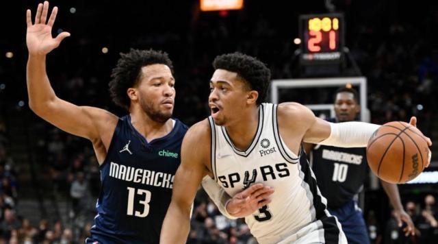 mk体育赛程-两场合砍56分！波神无能布伦森已成东契奇最好搭档