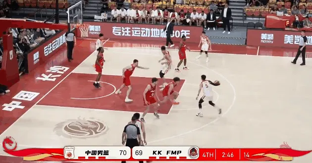 mk体育-廖三宁三分投进得到13分，王俊杰三分再中砍下17分领先4分